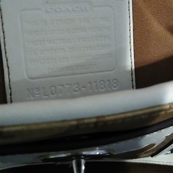 Coach - Picture 5 of 12